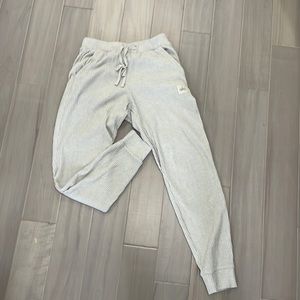 Alo Yoga Joggers